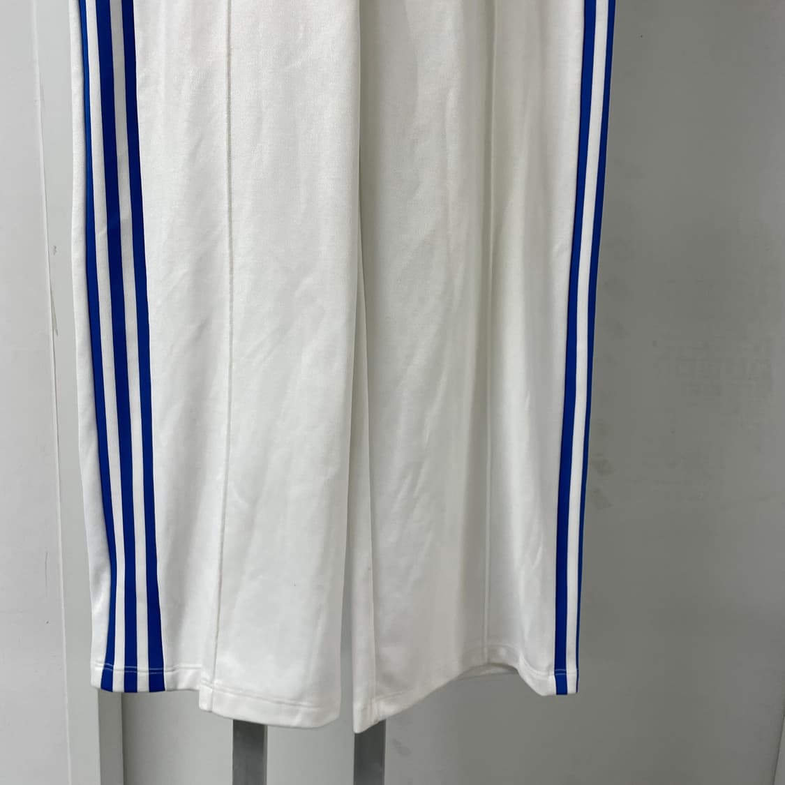 아디다스 유로파 화이트 트레이닝 팬츠 L(W) 상품이미지3