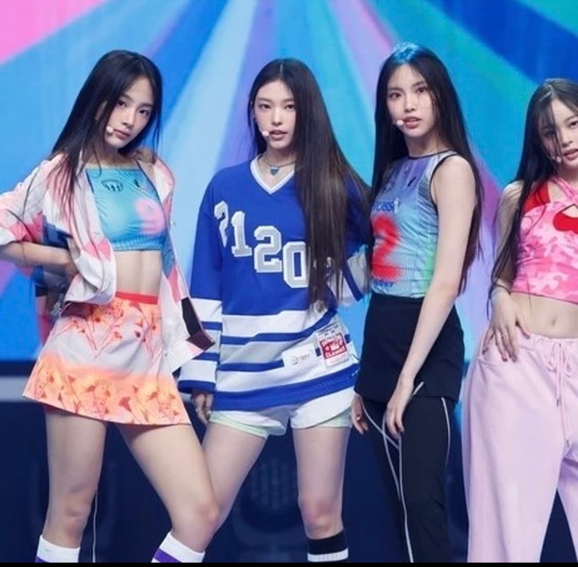 슈프림 x 더블탭스 미첼 앤 네스 하키 저지 상품이미지2