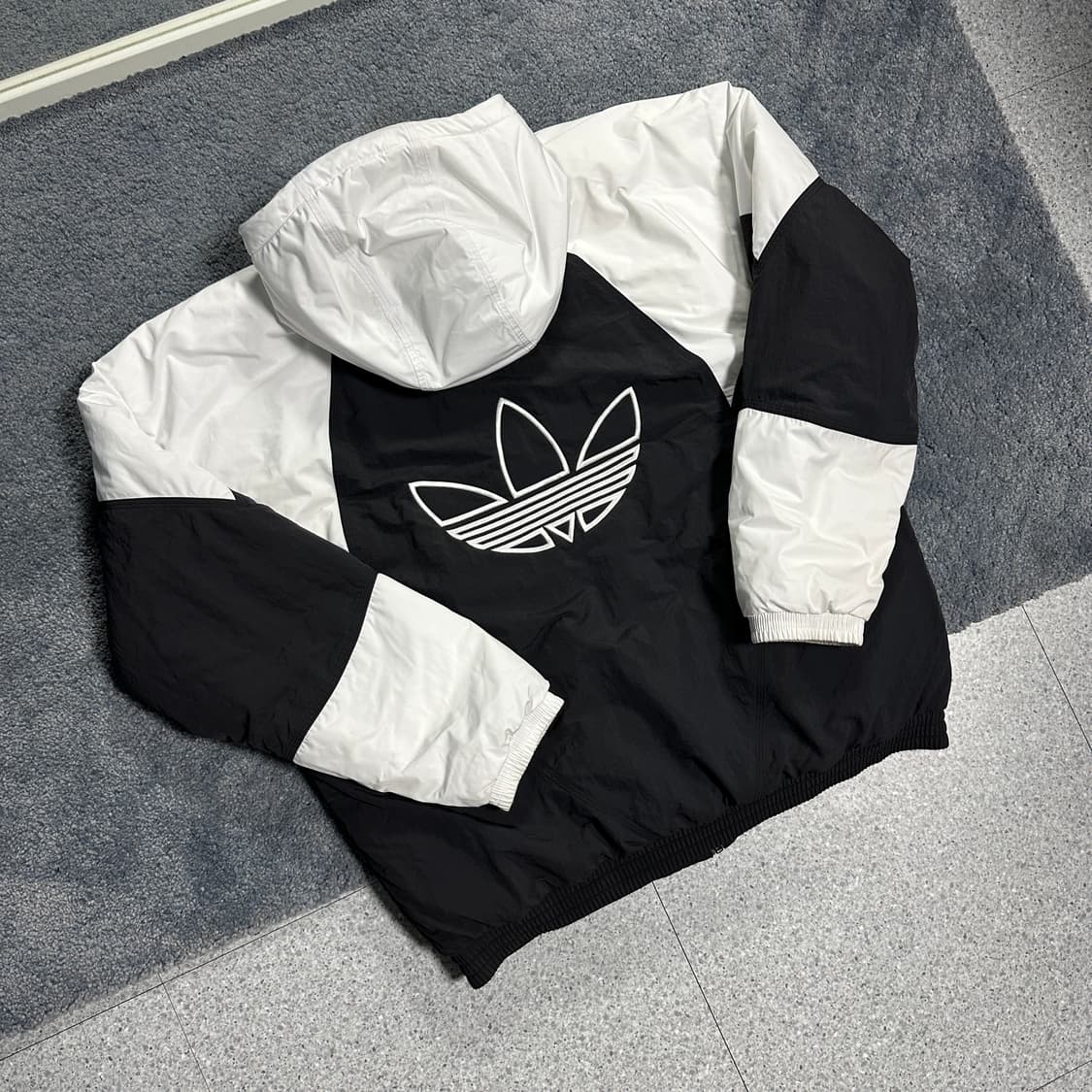 아디다스 아디컬러 후드 패딩 L 상품이미지1