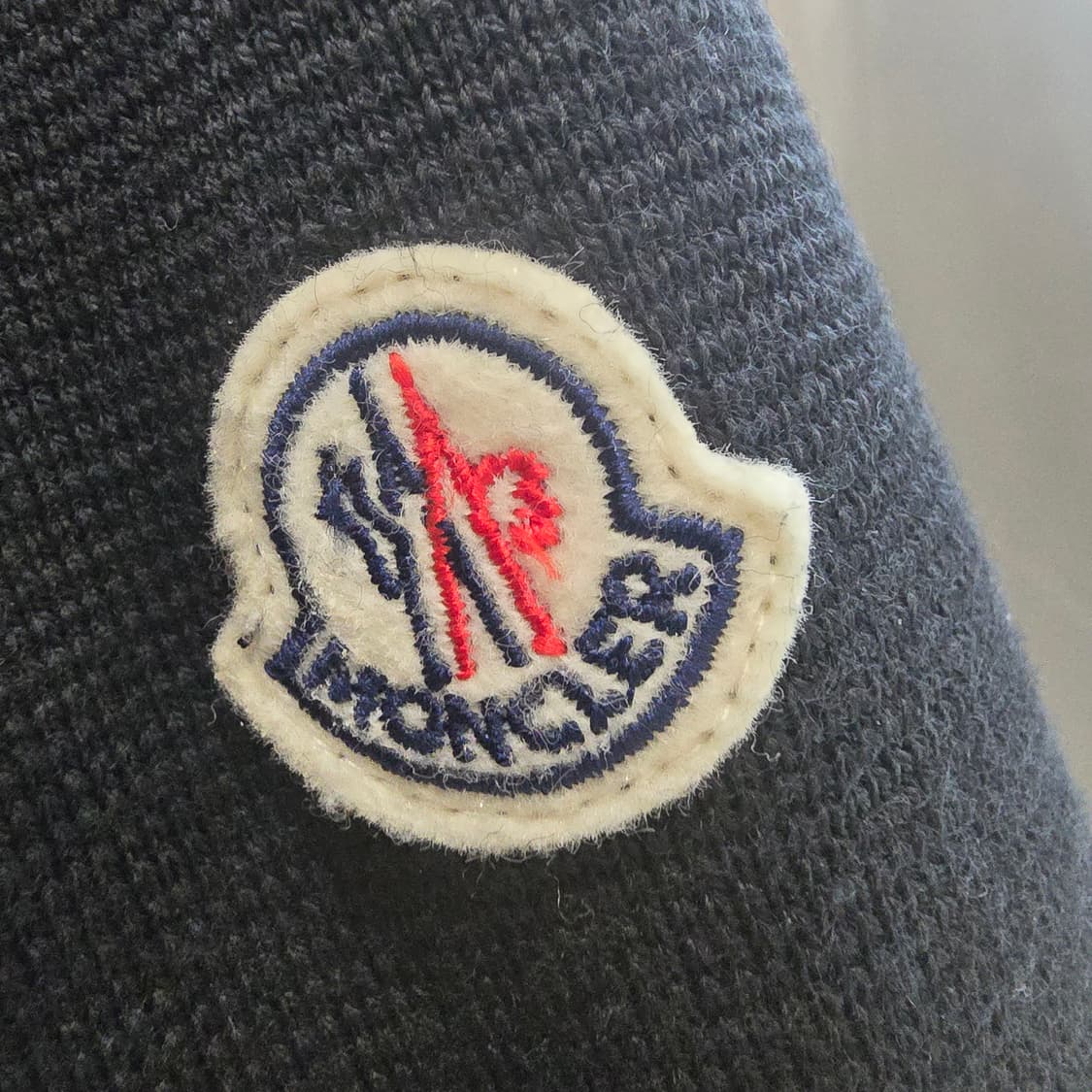 [정품] 몽클레어 니트패딩 상품이미지3