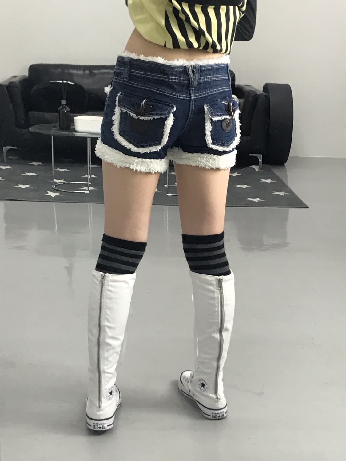 Vintage y2k denim fur shorts 상품이미지3
