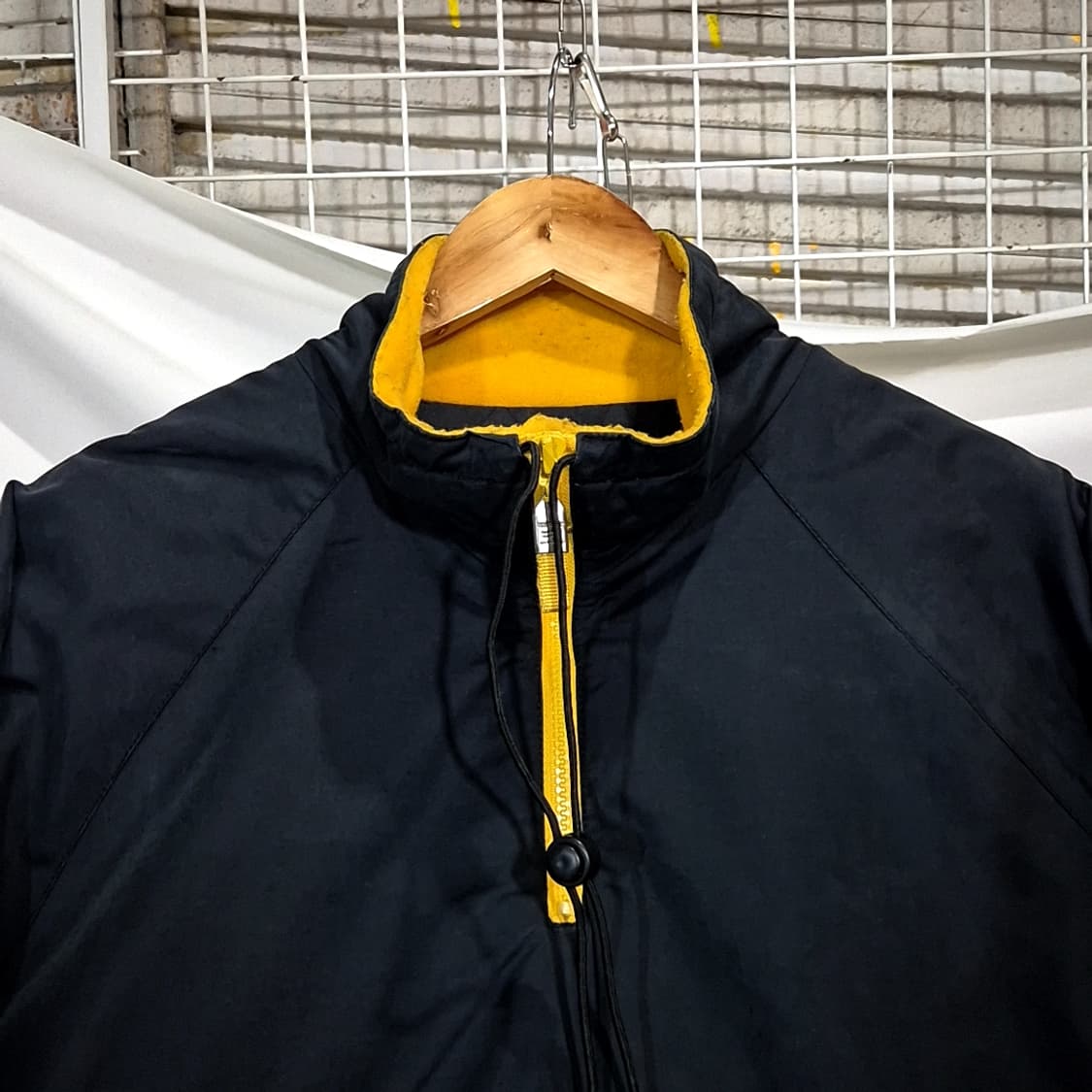 Koogi 드래프트 백 포켓 아노락 상품이미지2