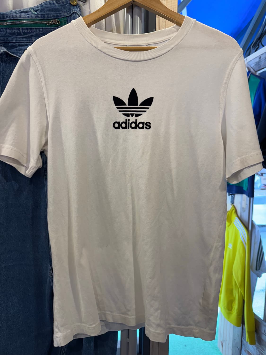 아디다스 트레포일 빅로고 화이트 반팔 티셔츠 상품이미지1