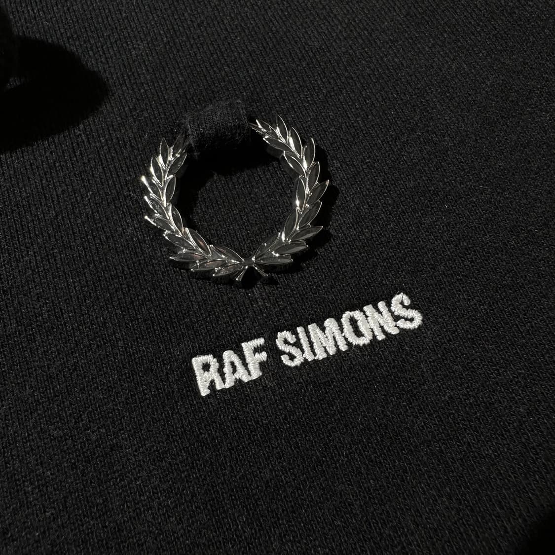 라프시몬스 x 프레드페리 시그니처 로고 후드  상품이미지8