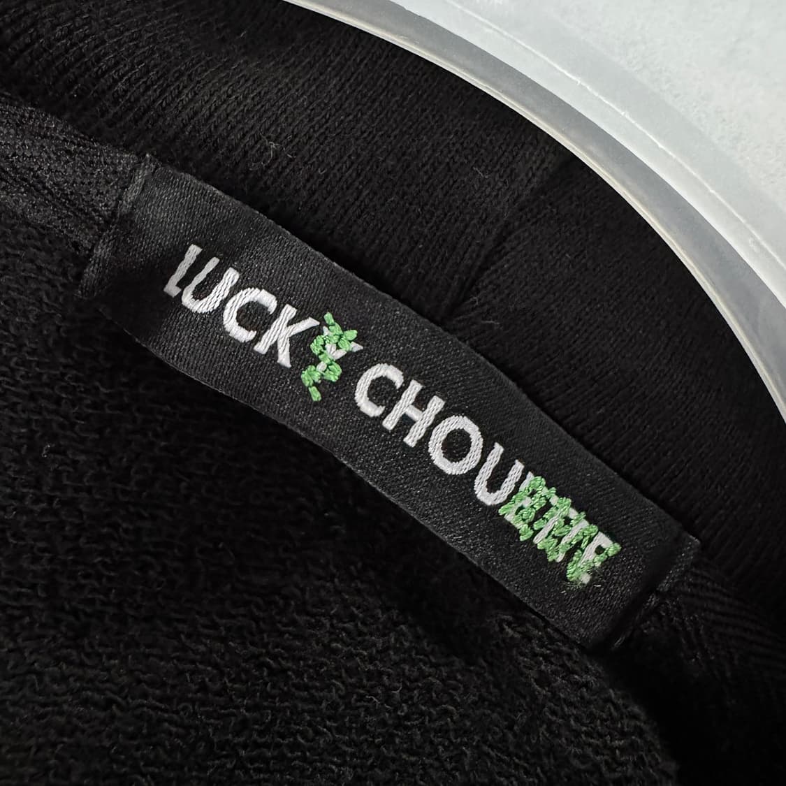 럭키슈에뜨 23 백 프린팅 후드 티셔츠 상품이미지4