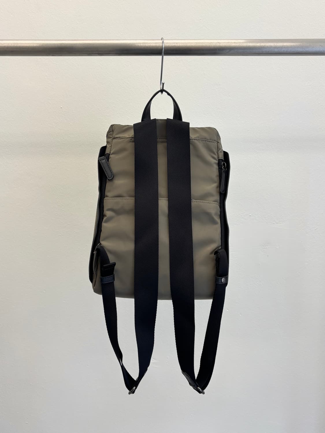 Y’SACCS 코듀라 레더 백팩 상품이미지3