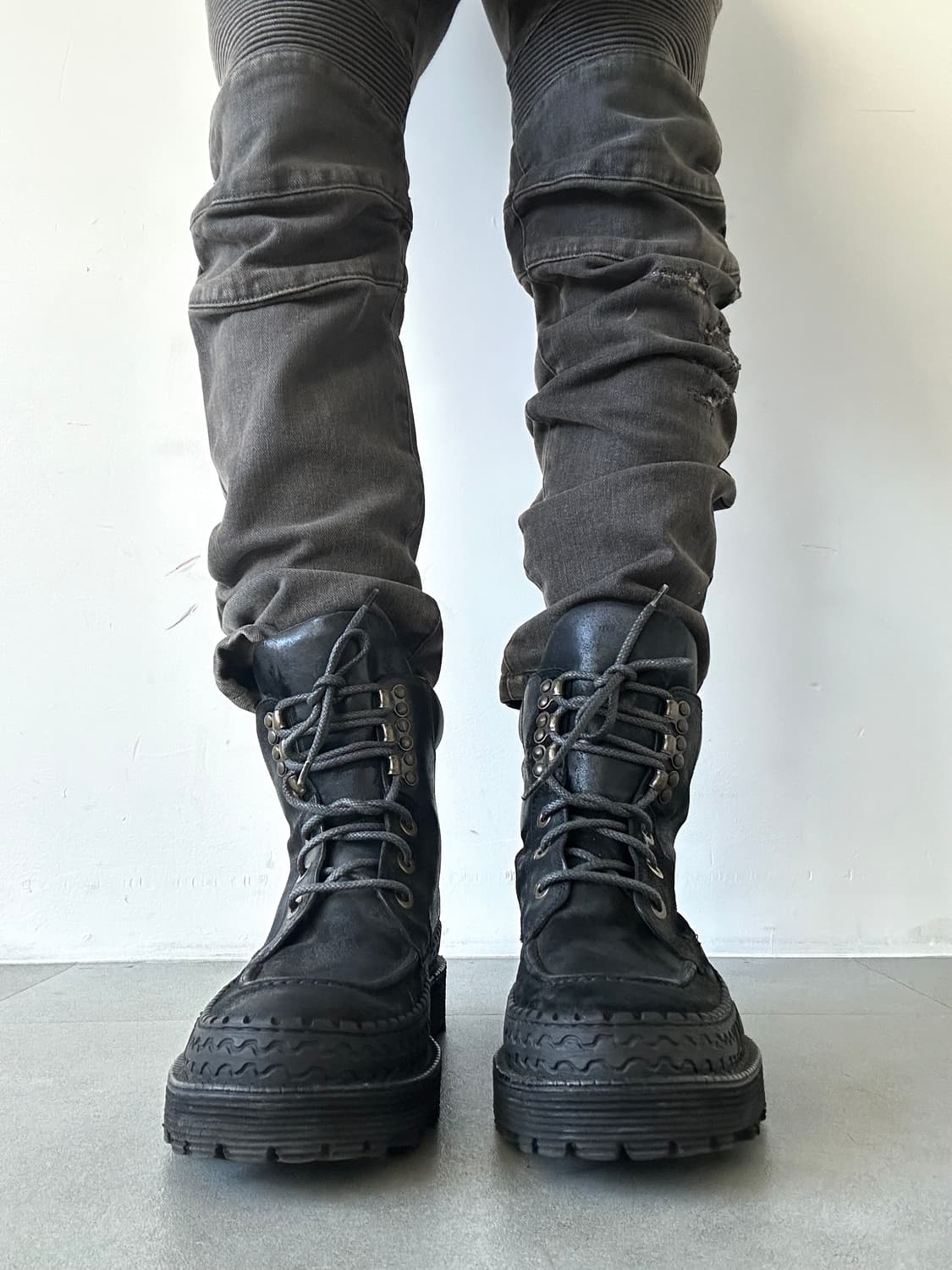 돌체앤가바나 디스트로이드 컴뱃 부츠 상품이미지2