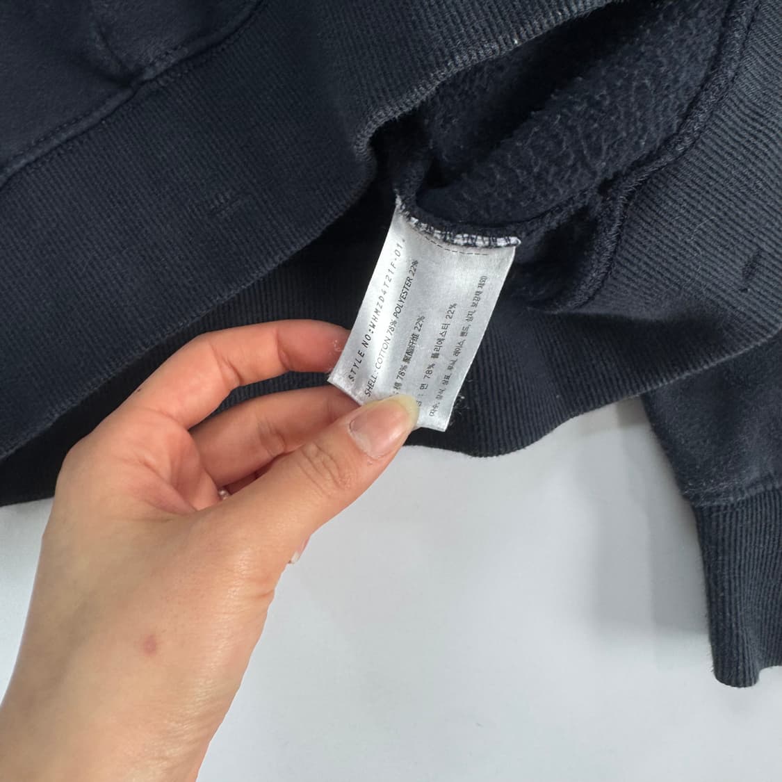 Who A U 후아유 레터링 로고 네이비 크롭 후드집업 상품이미지7