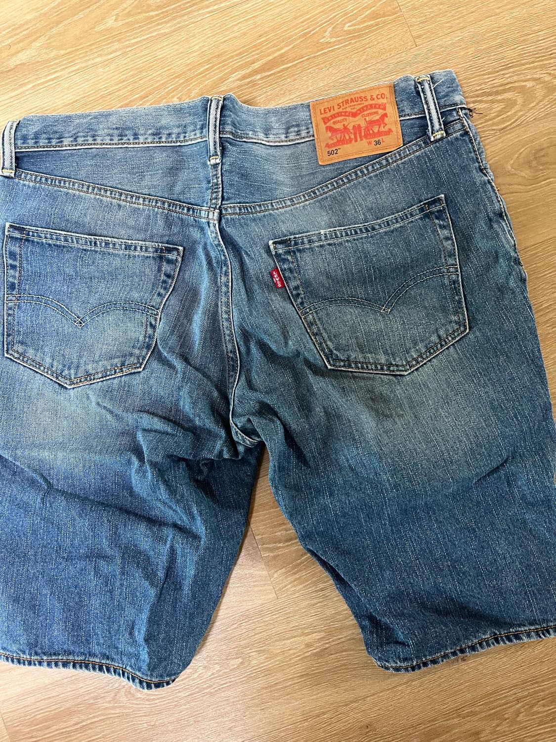 리바이스 반바지 상품이미지1