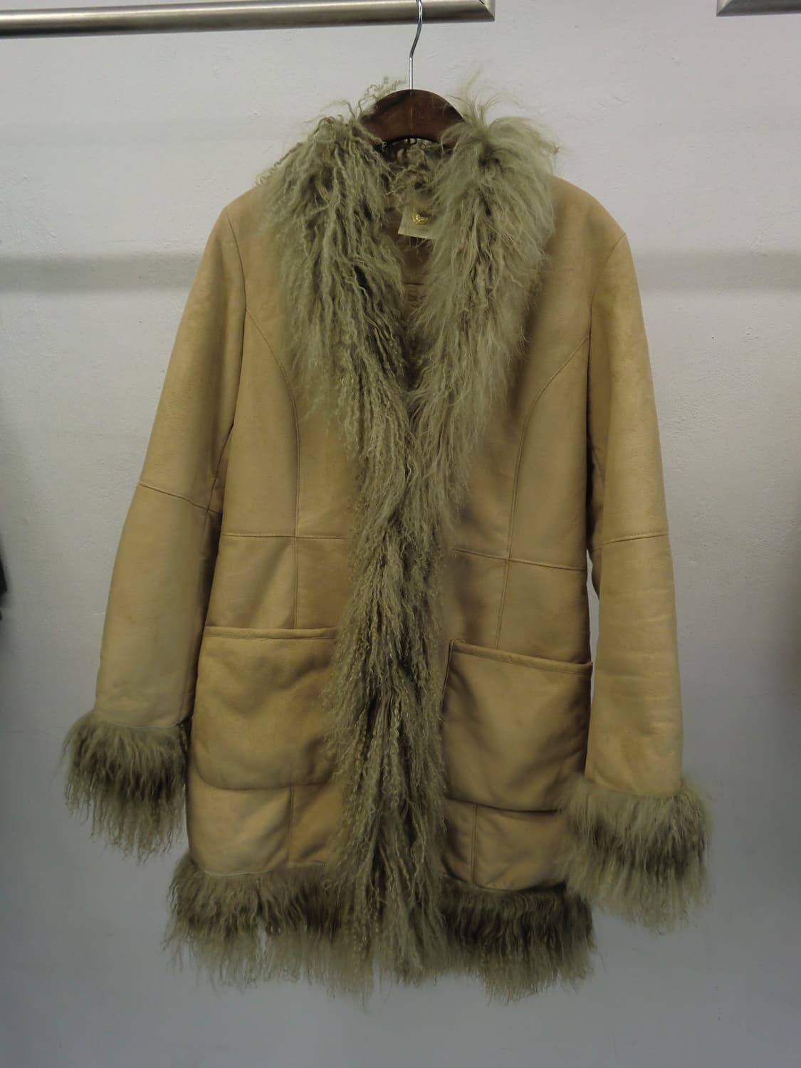 The Beige Fur Trim Coat 상품이미지3