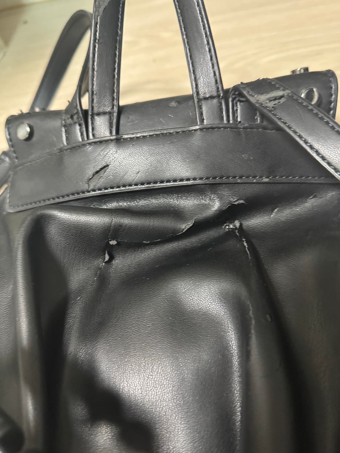 아르마니 레더 백팩 판매 상품이미지6