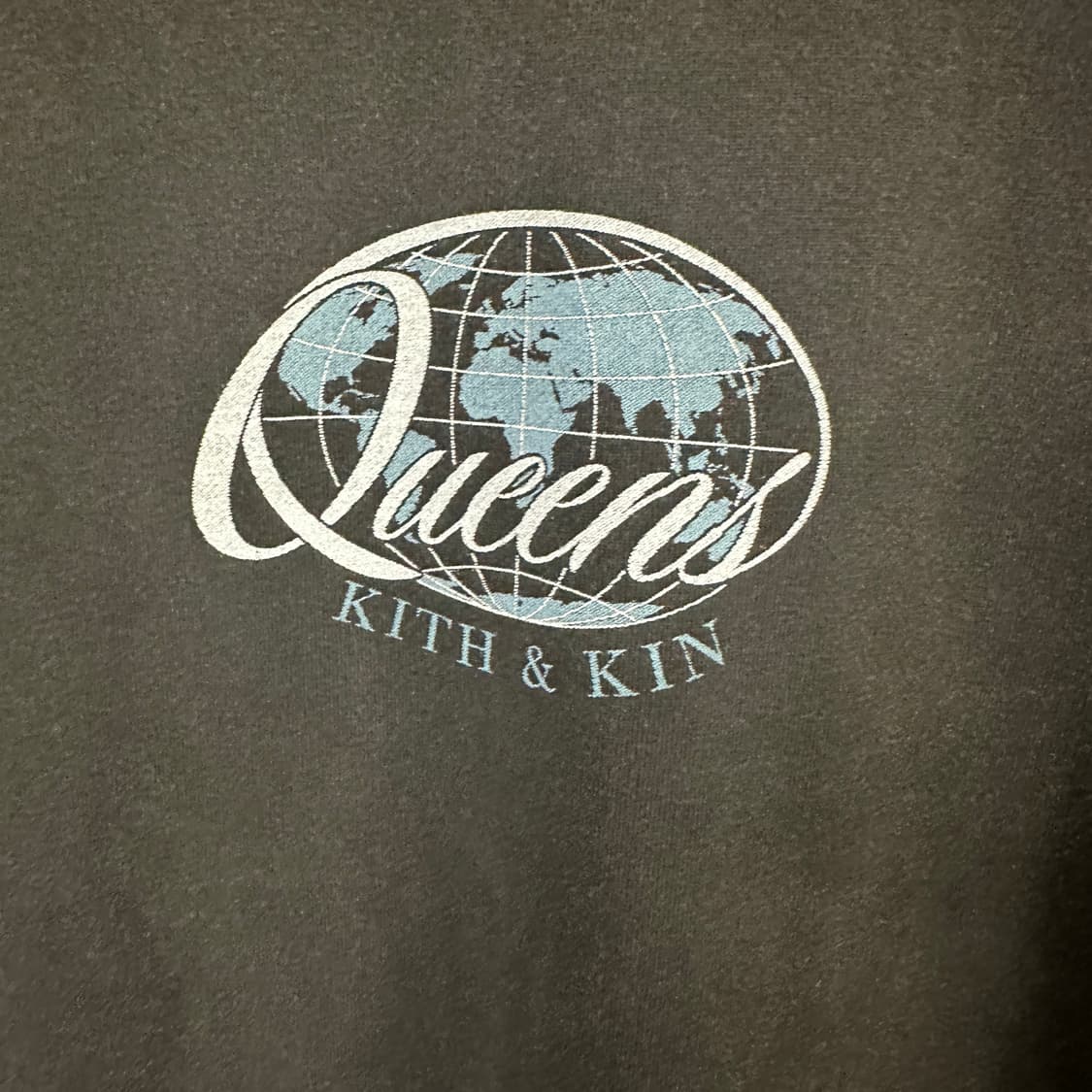 KITH & KIN Queens 그래픽 티셔츠 상품이미지2