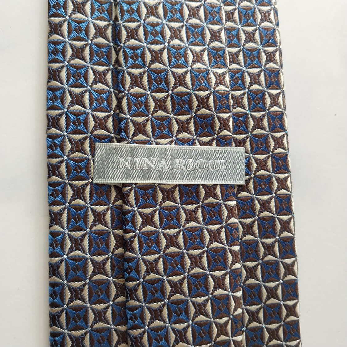 니나리치 실크 브라운 패턴 넥타이 8.7cm A+등급 K2065
 상품이미지9