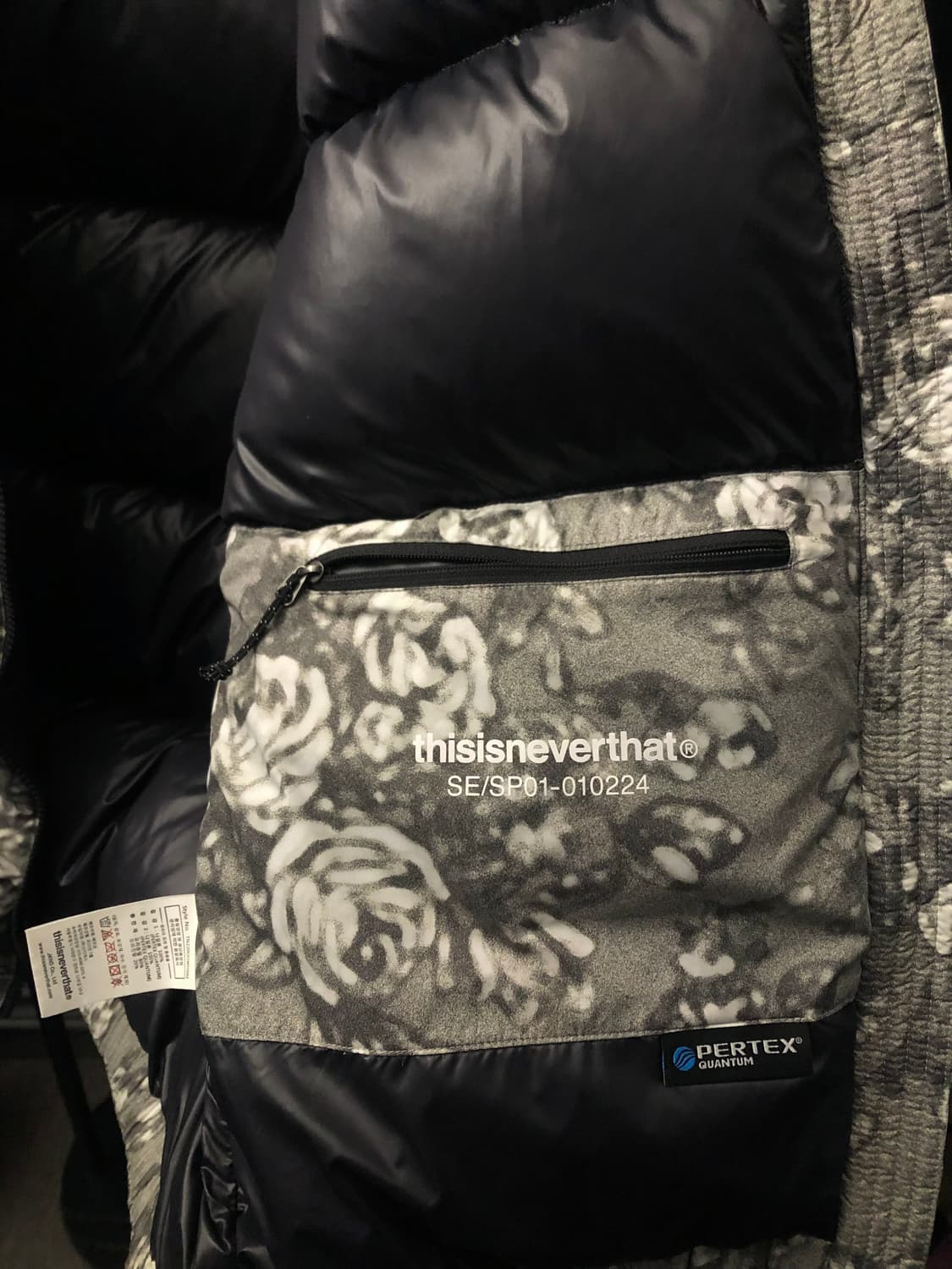 디스이즈네버댓 퍼텍스 T 다운 자켓 플라워 패딩 그레이 XL 상품이미지3