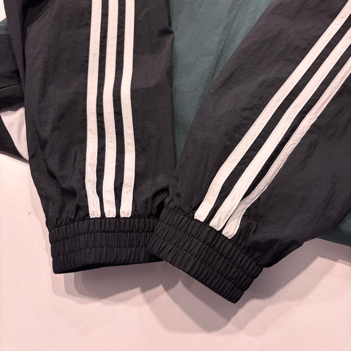 [XL] 아디다스 리카이브 삼선 바람막이 그린 블랙 화이트 D594 상품이미지7