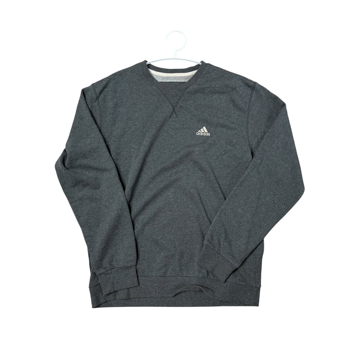 아디다스 맨투맨 상품이미지1