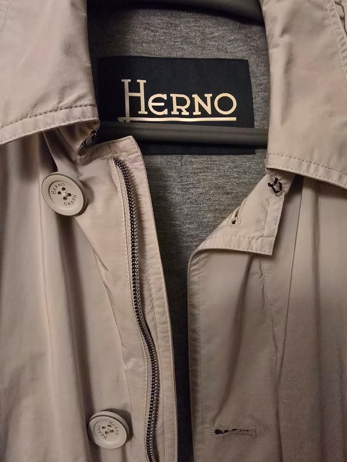 에르노 트렌치 반코트 50사이즈입니다. 상품이미지2