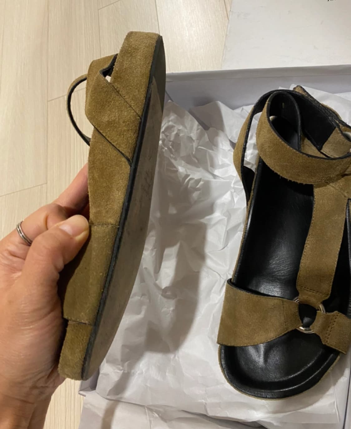 이자벨마랑 스웨이드 스트랩 샌들 상품이미지3