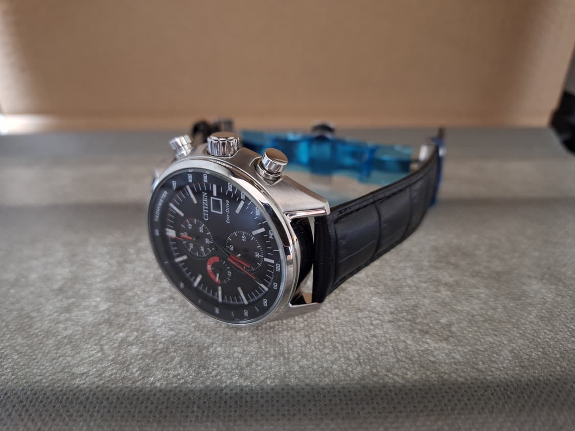 시티즌 에코드라이브 크로노그래프 판매합니다 상품이미지2