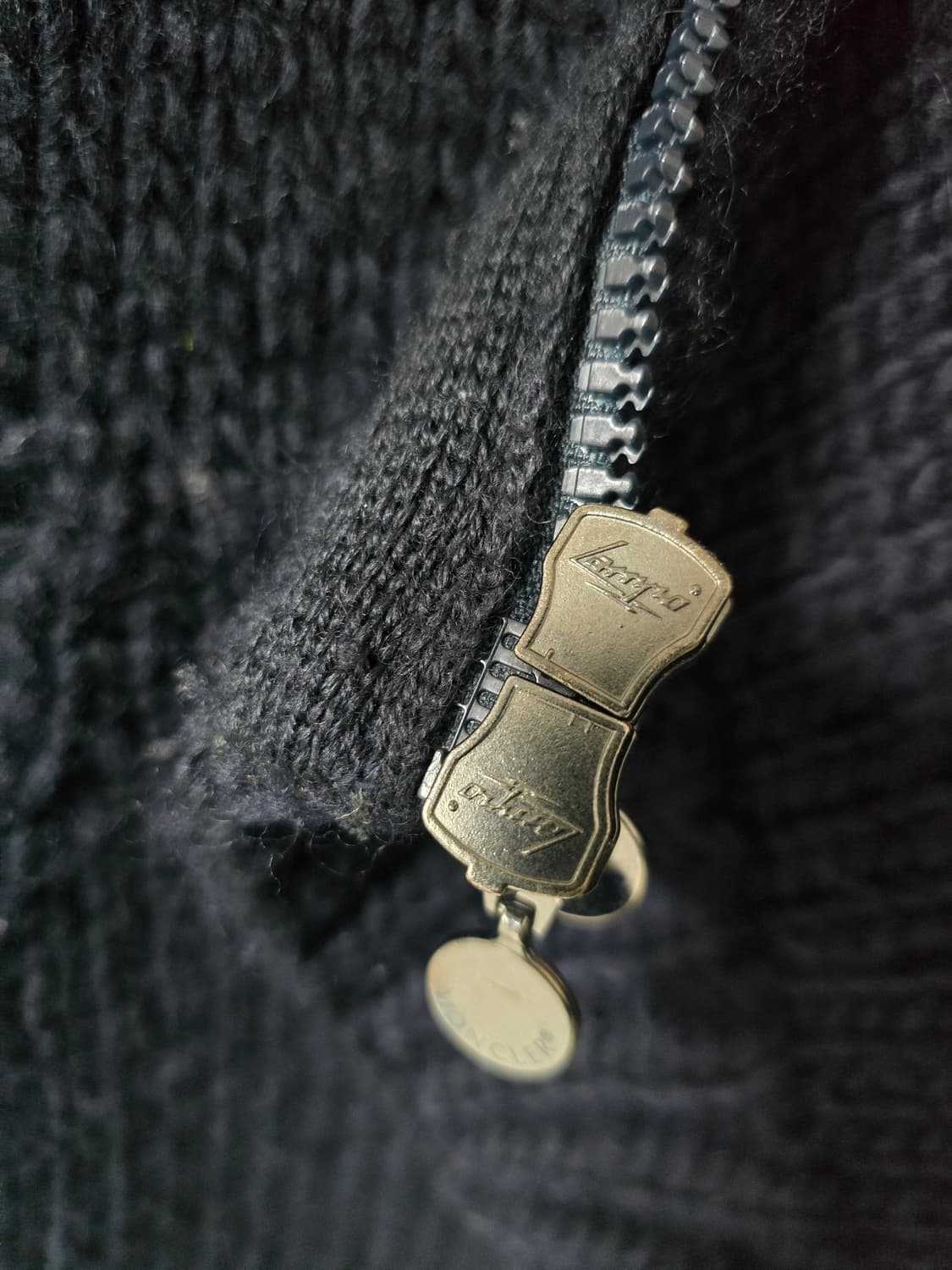 몽클레어 패딩 니트 집업 점퍼  상품이미지9