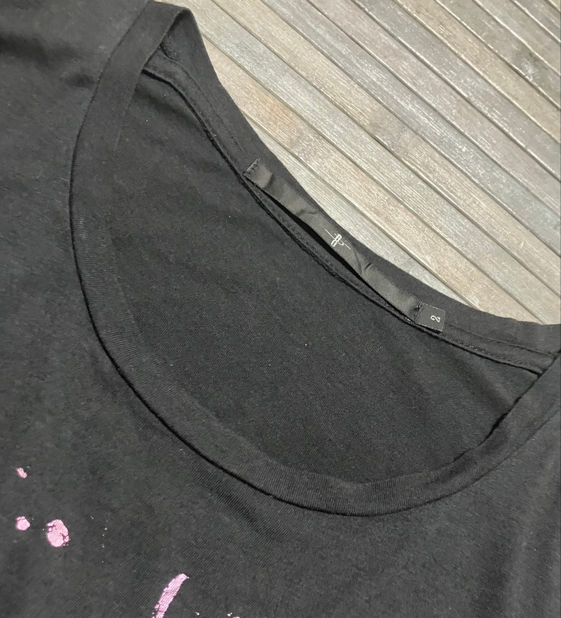 Violet Ruins u neck Tee 상품이미지3
