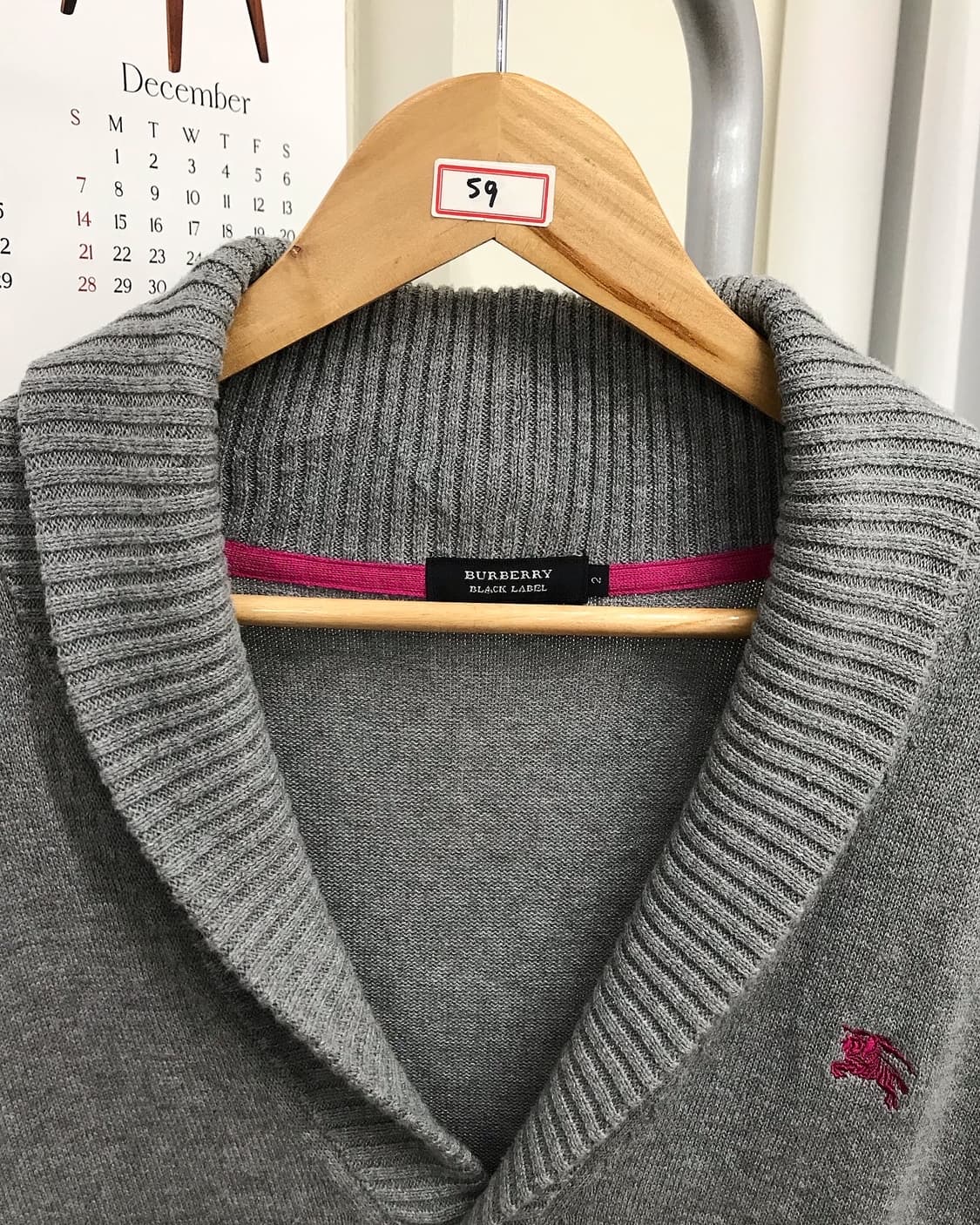 버버리 로고 그레이 배색 가디건 상품이미지2