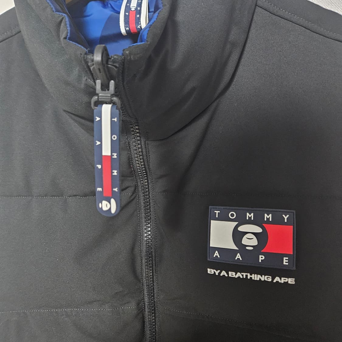 AAPE x 타미 에이프 콜라보 리버서블 패딩베스트 상품이미지7