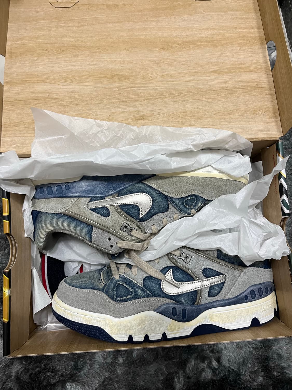 나이키 에어포스 니고 270 상품이미지1