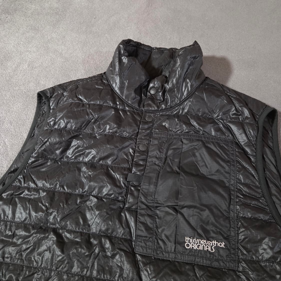 디스이즈네버댓 인슐레이트 리버서블 베스트 조끼 S 블랙 상품이미지9