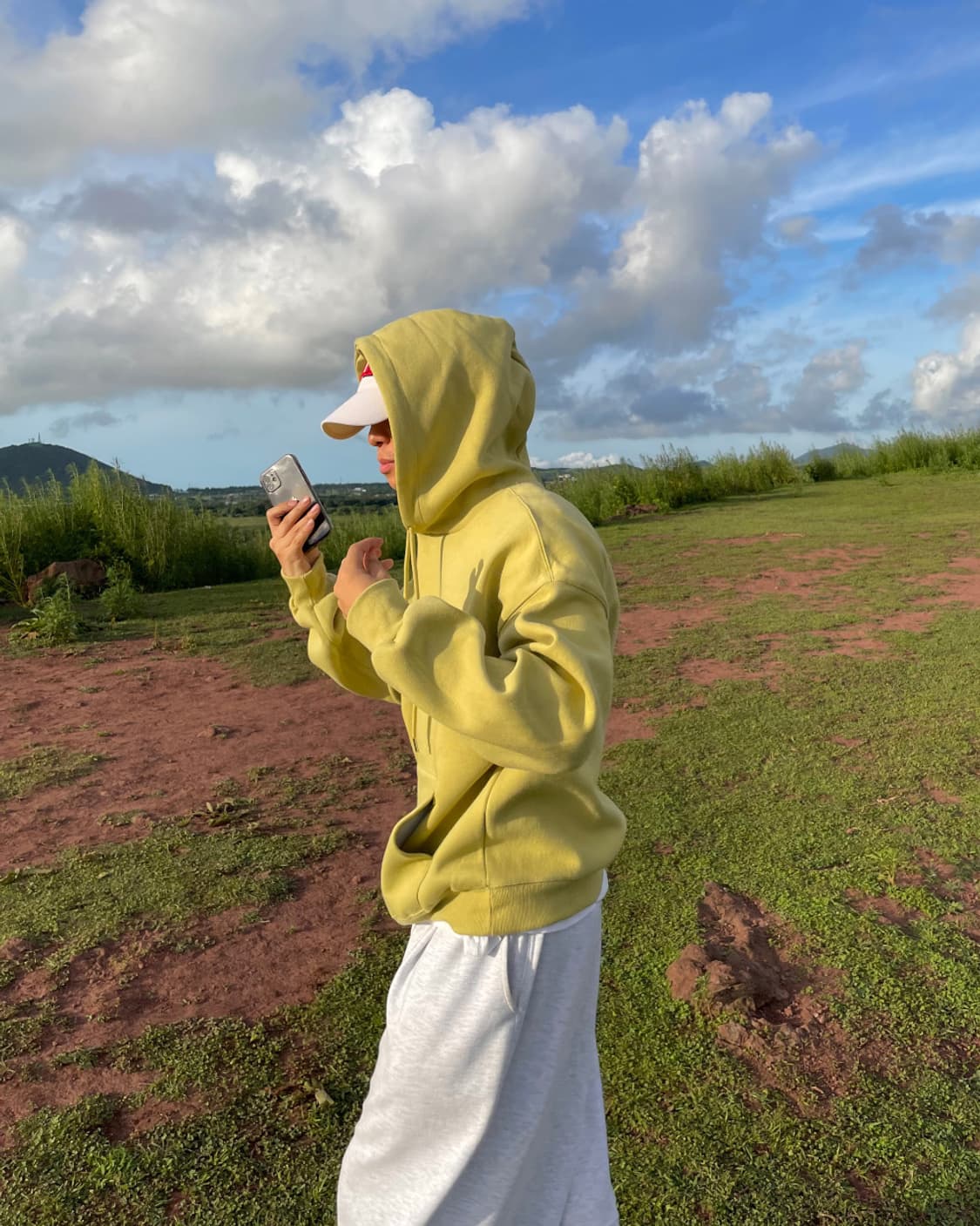 Natural balloon hoodie 연두색 상품이미지1