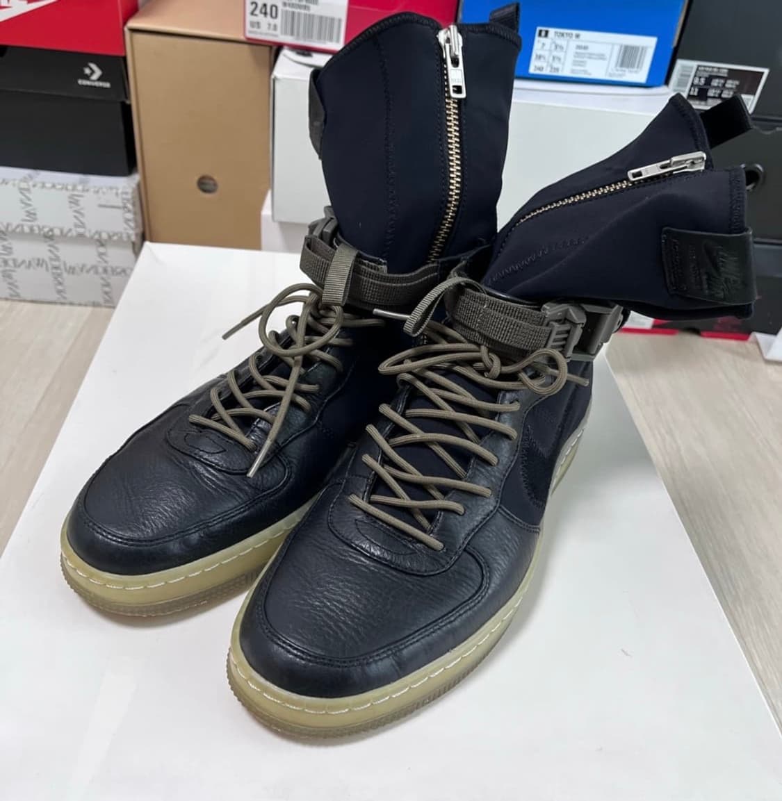 나이키 x 아크로님 다운타운 포스 상품이미지2