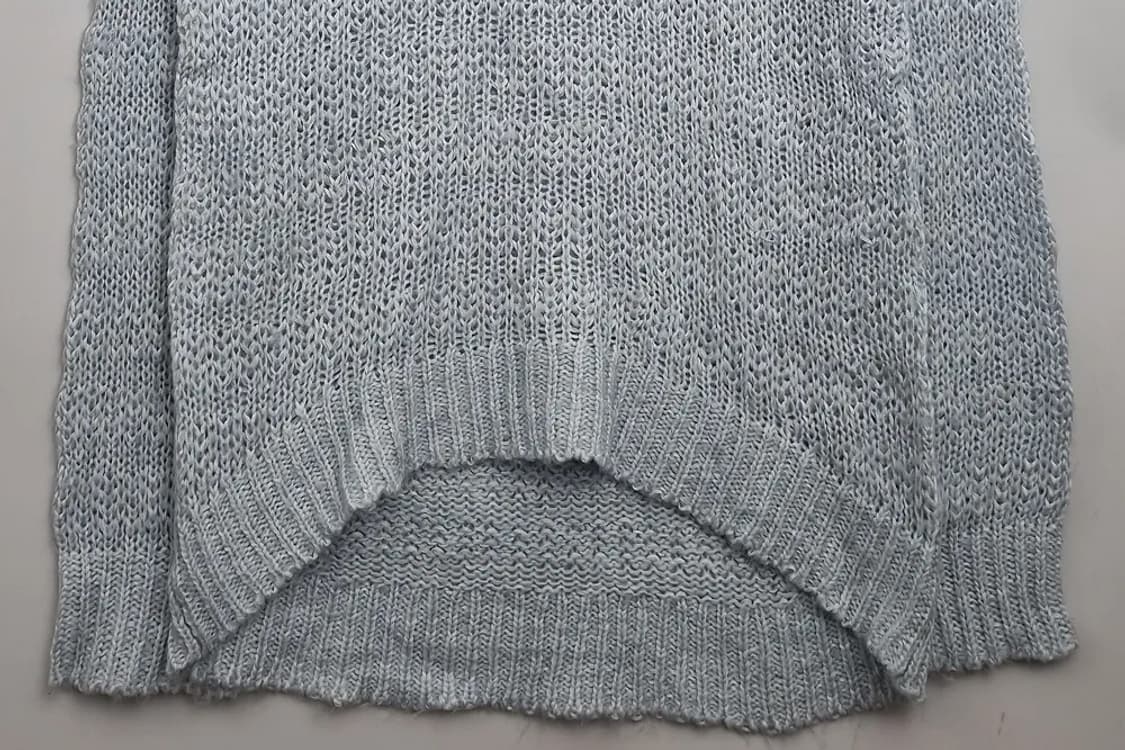 ikka  라이트 블루 펀칭 니트  상품이미지5