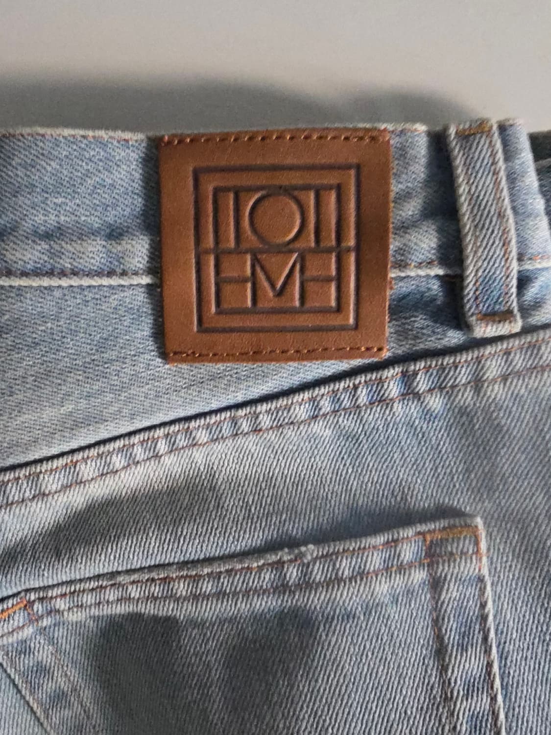 (공홈구매) 토템 트위스티드 심 데님 원블루 26 상품이미지3