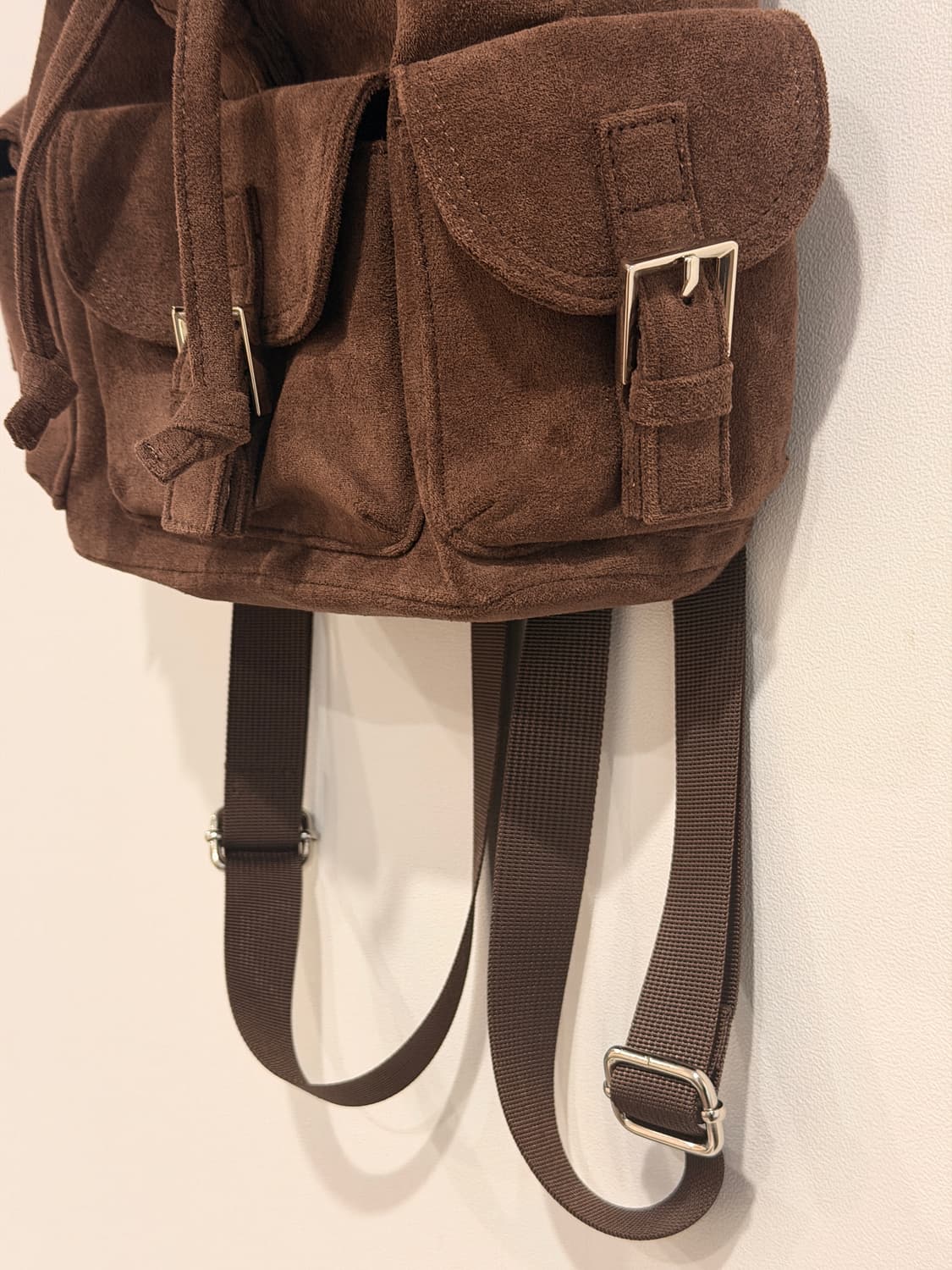 라츠유 노스텔지아 츄비 백팩 _ 스웨이드 브라운 상품이미지9