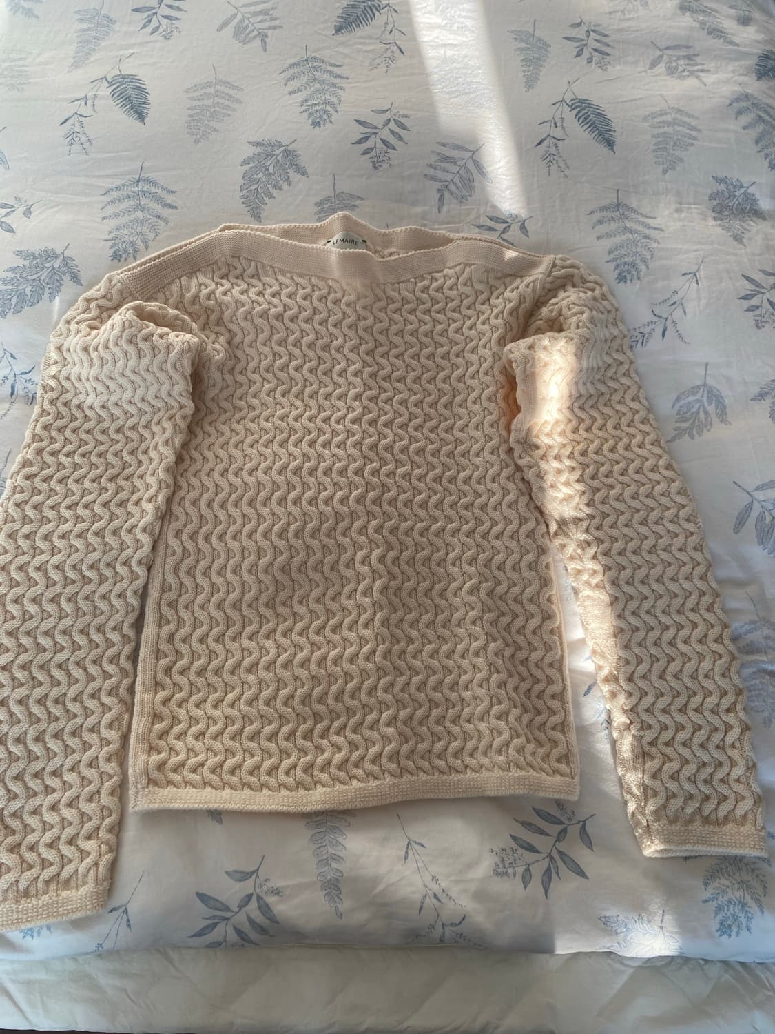 르메르니트 팝니다 상품이미지1