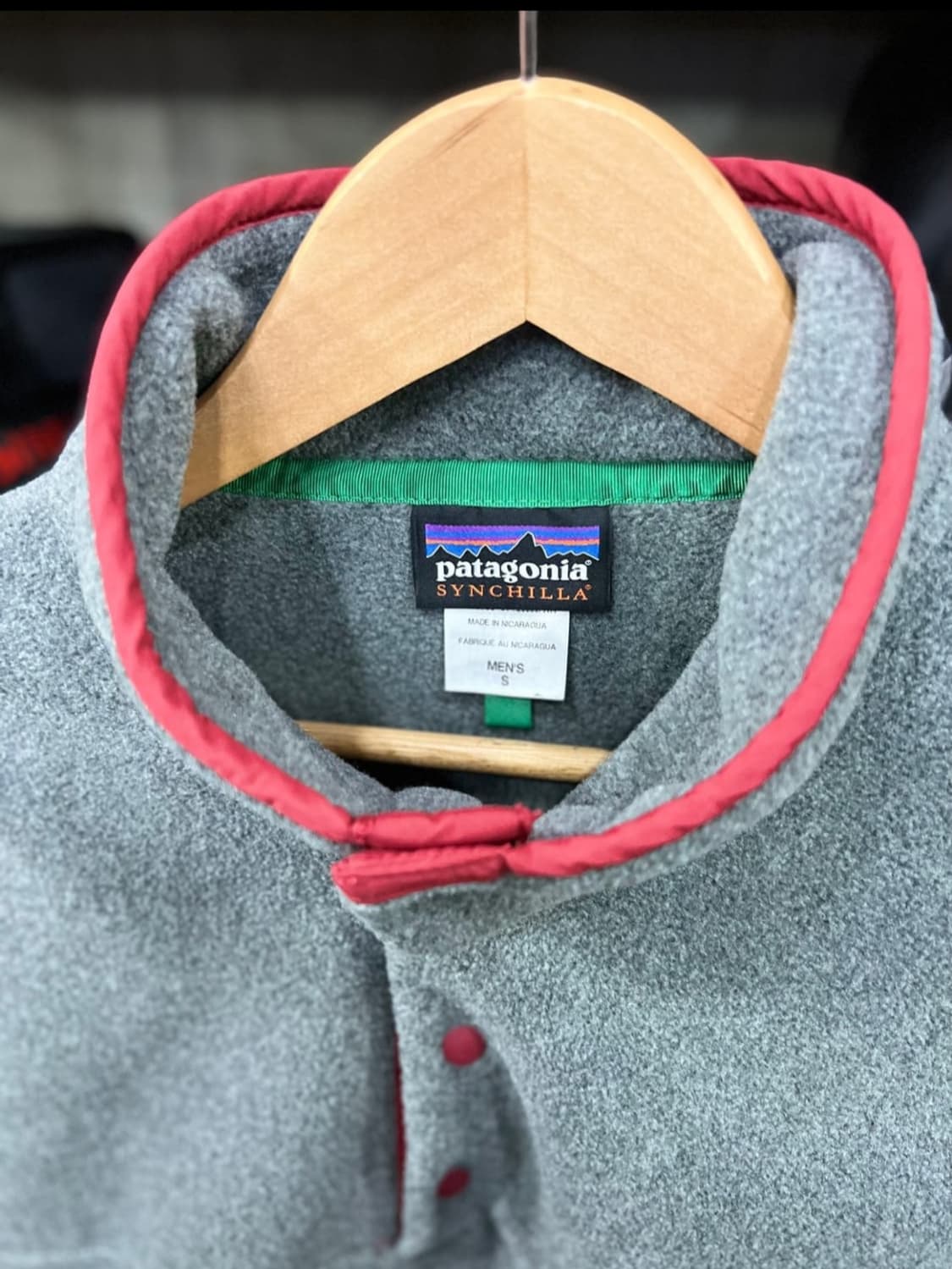 파타고니아 신칠라 니켈 레드 맨즈S 상품이미지4