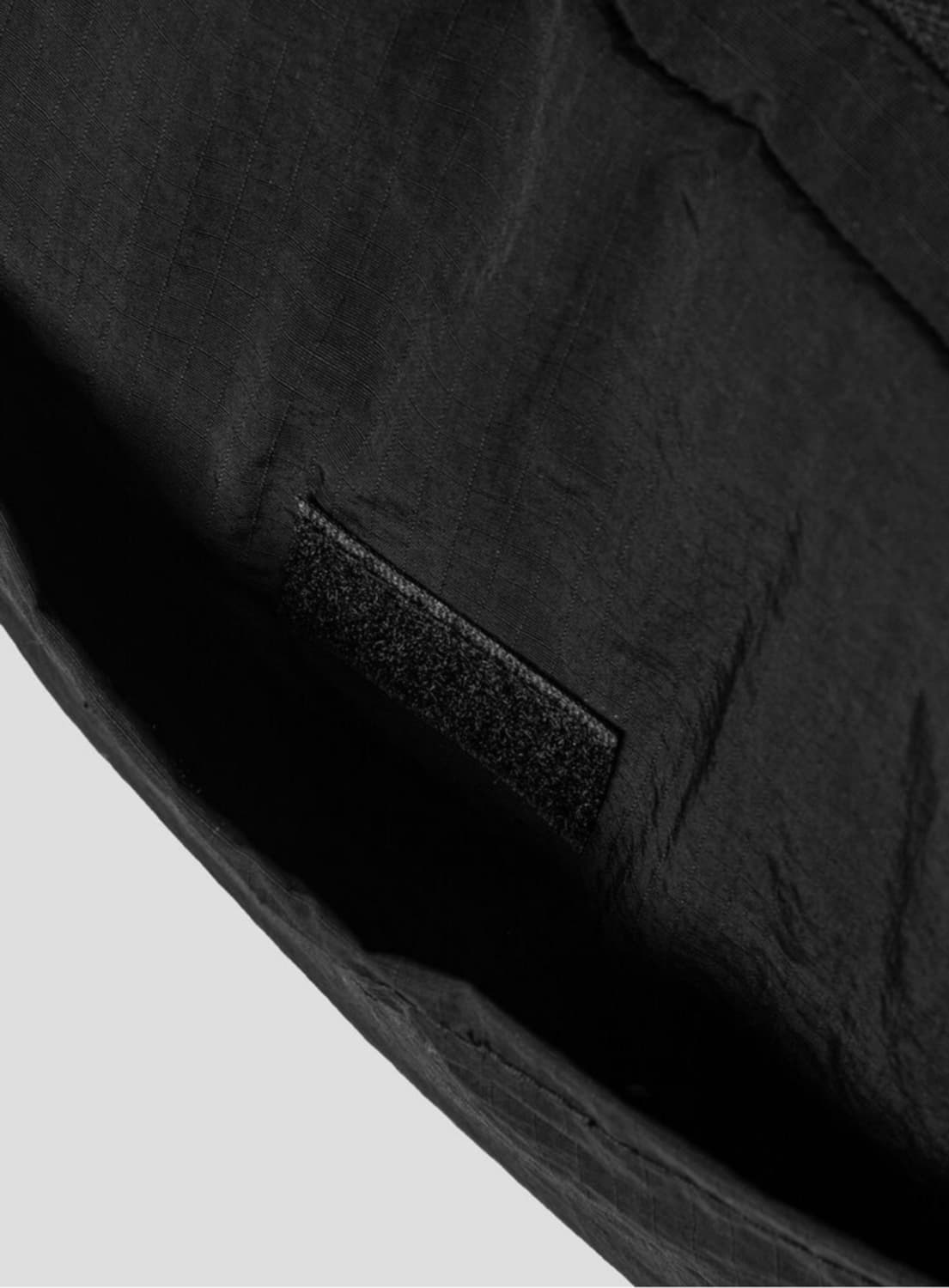 에잇세컨즈 투포켓 셔링 포켓 크로스백 가방 상품이미지9