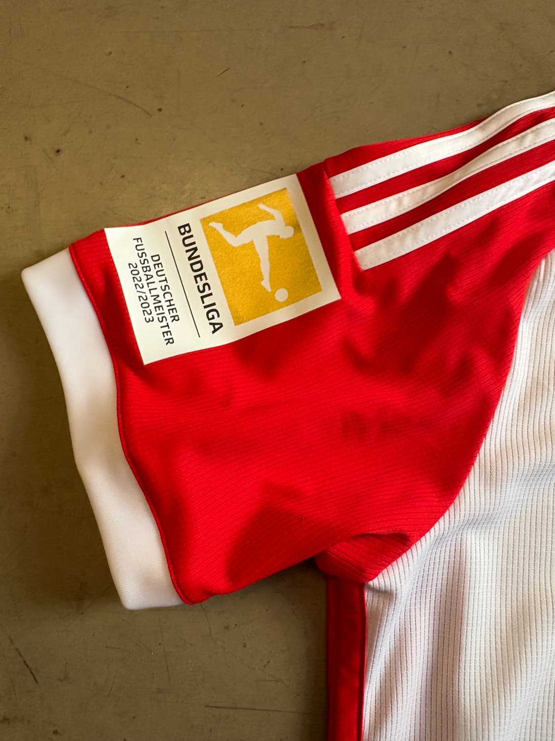 23-24 바이에른뮌헨 김민재 유니폼 상품이미지5