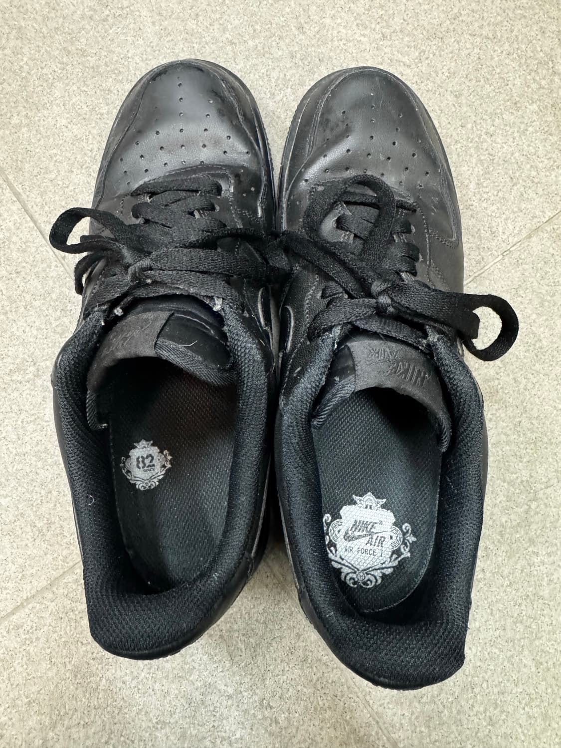 나이키 에어 포스 1 로우 트리플 블랙 280 상품이미지2