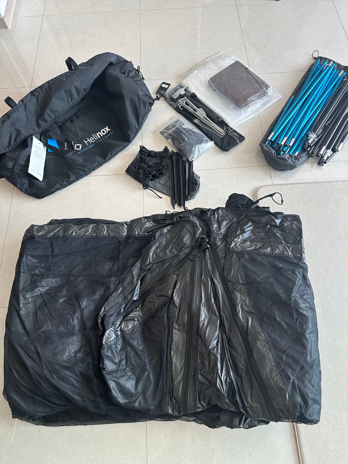 헬리녹스 브이타프 4.0 R 블랙 팝니다.   상품이미지3