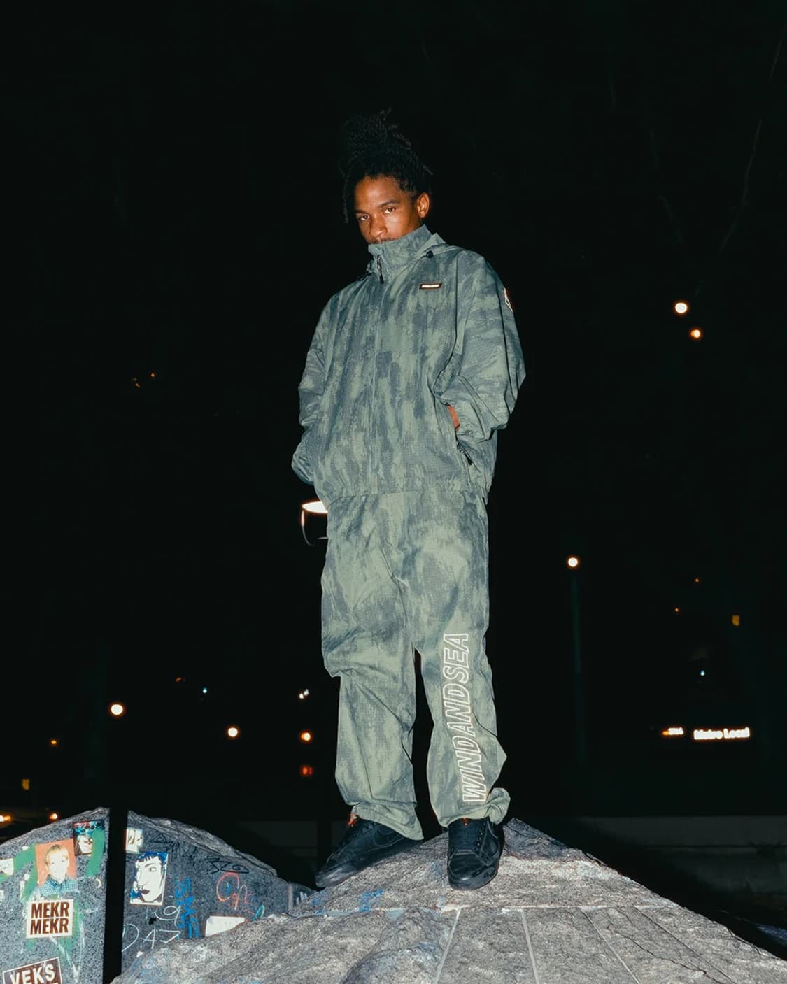 Wind and sea big logo shell parka 상품이미지3