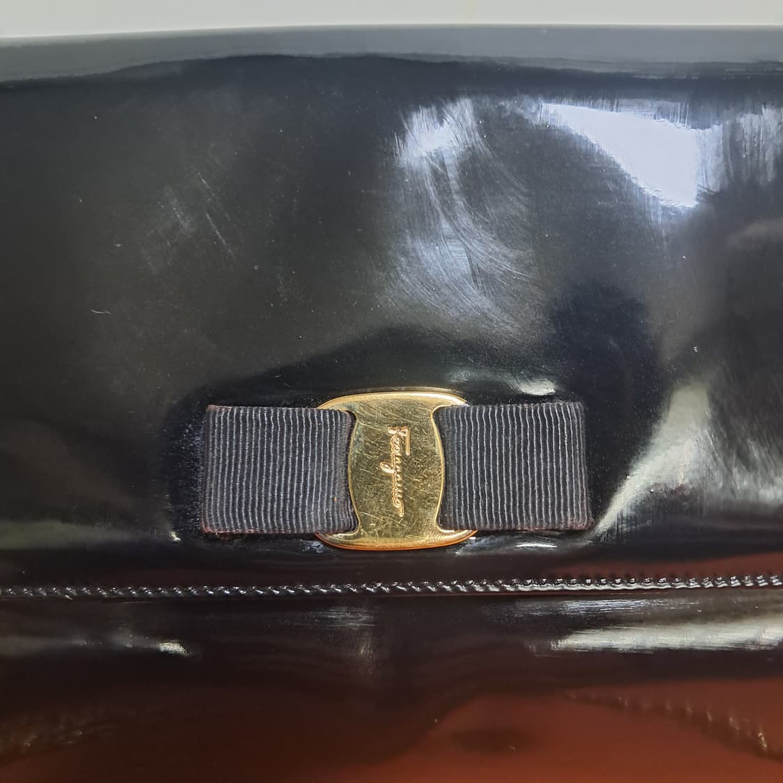 정품 페라가모 지니백 블랙 체인 미니백 가방 상품이미지6