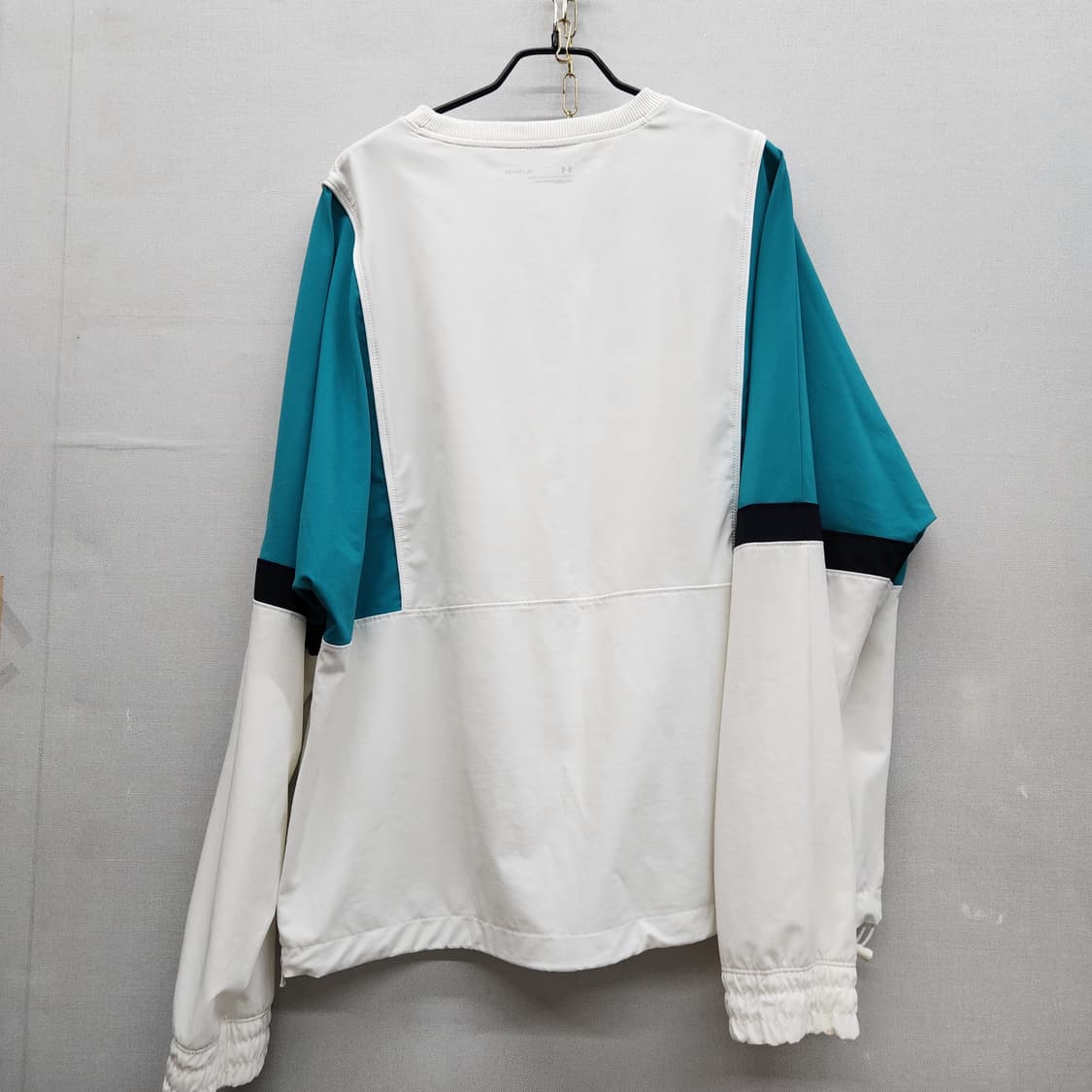 언더아머 로고 배색 스트링 웜업 크루넥 XL(3XL) 상품이미지5