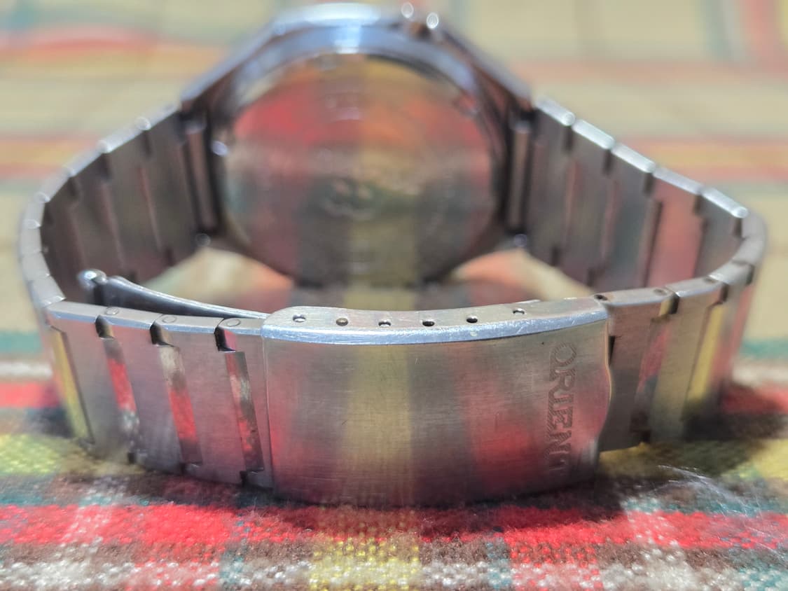 오리엔트 솔라론 디지탈 손목시계 상품이미지2