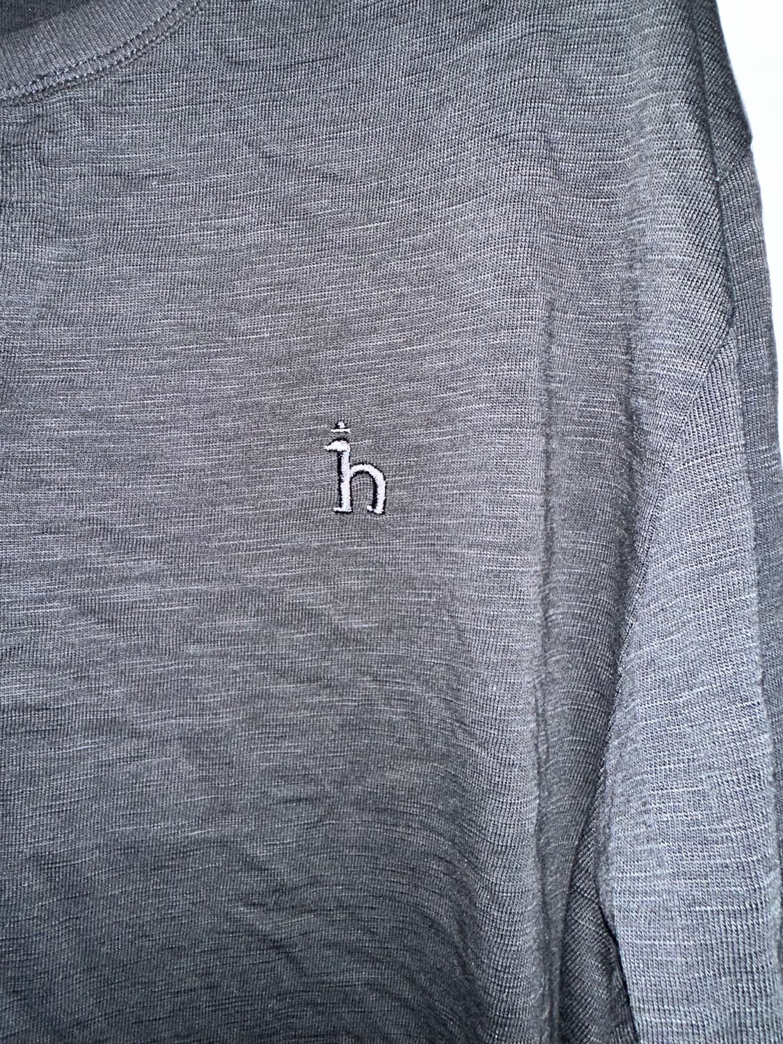 HAZZYS 헤지스 블랙 남성 긴팔 티셔츠 상품이미지3