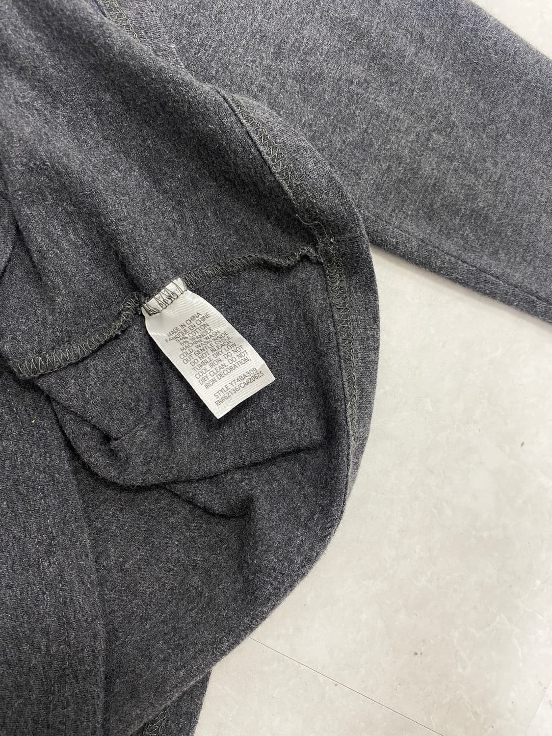GUESS Crest Long Sleeve 상품이미지8