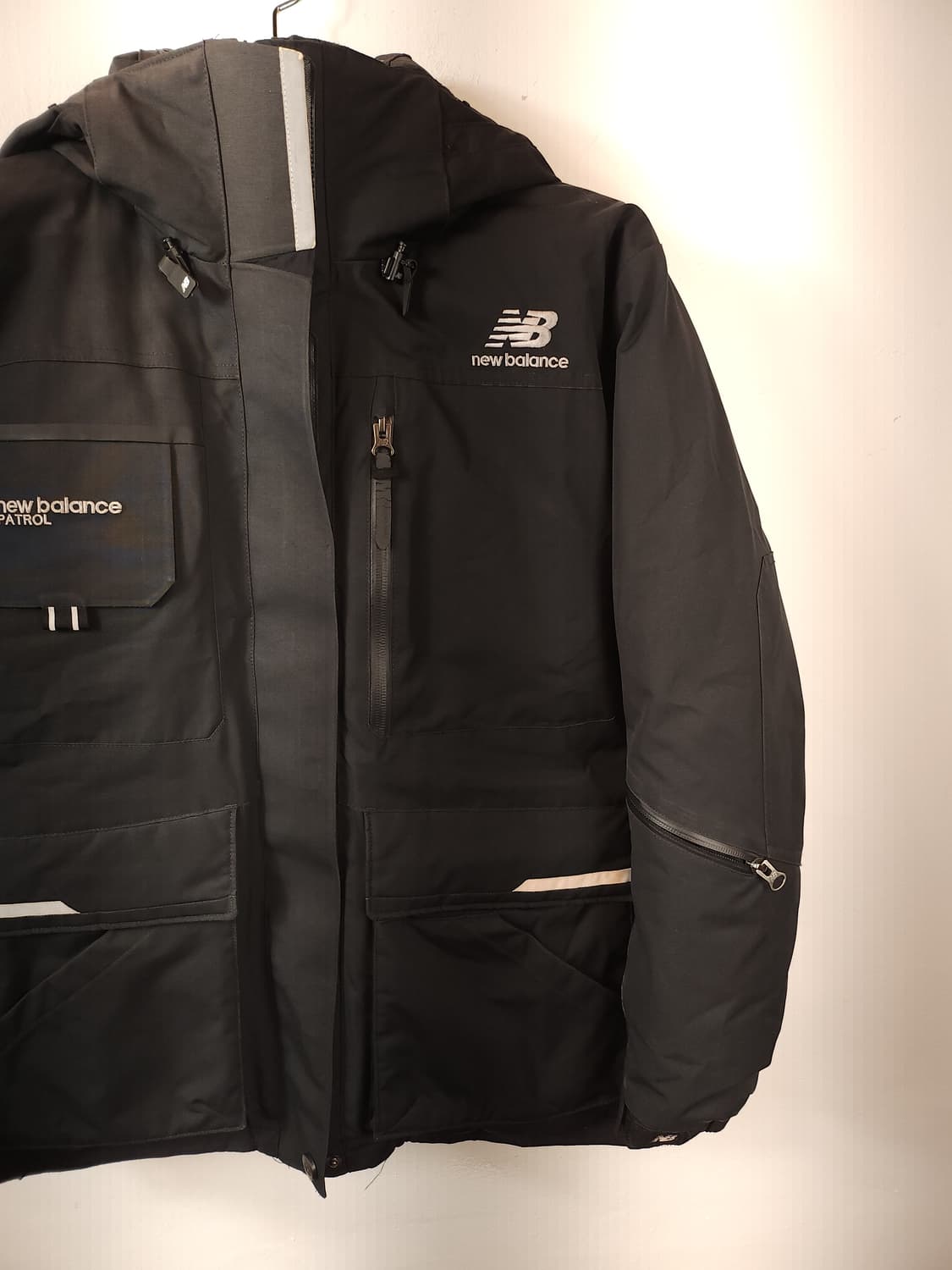 뉴발란스 패트롤 구스다운후드패딩 블랙 95 M 상품이미지5