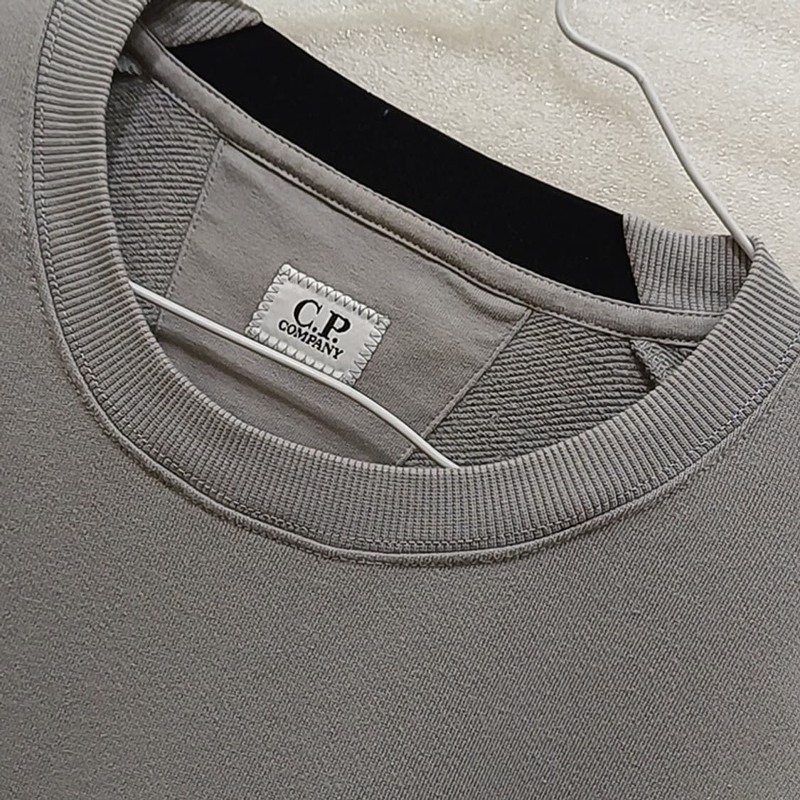 CP컴퍼니 약기모 맨투맨 라운드 티 남성 XL 2XL 사랑봉봉 상품이미지3