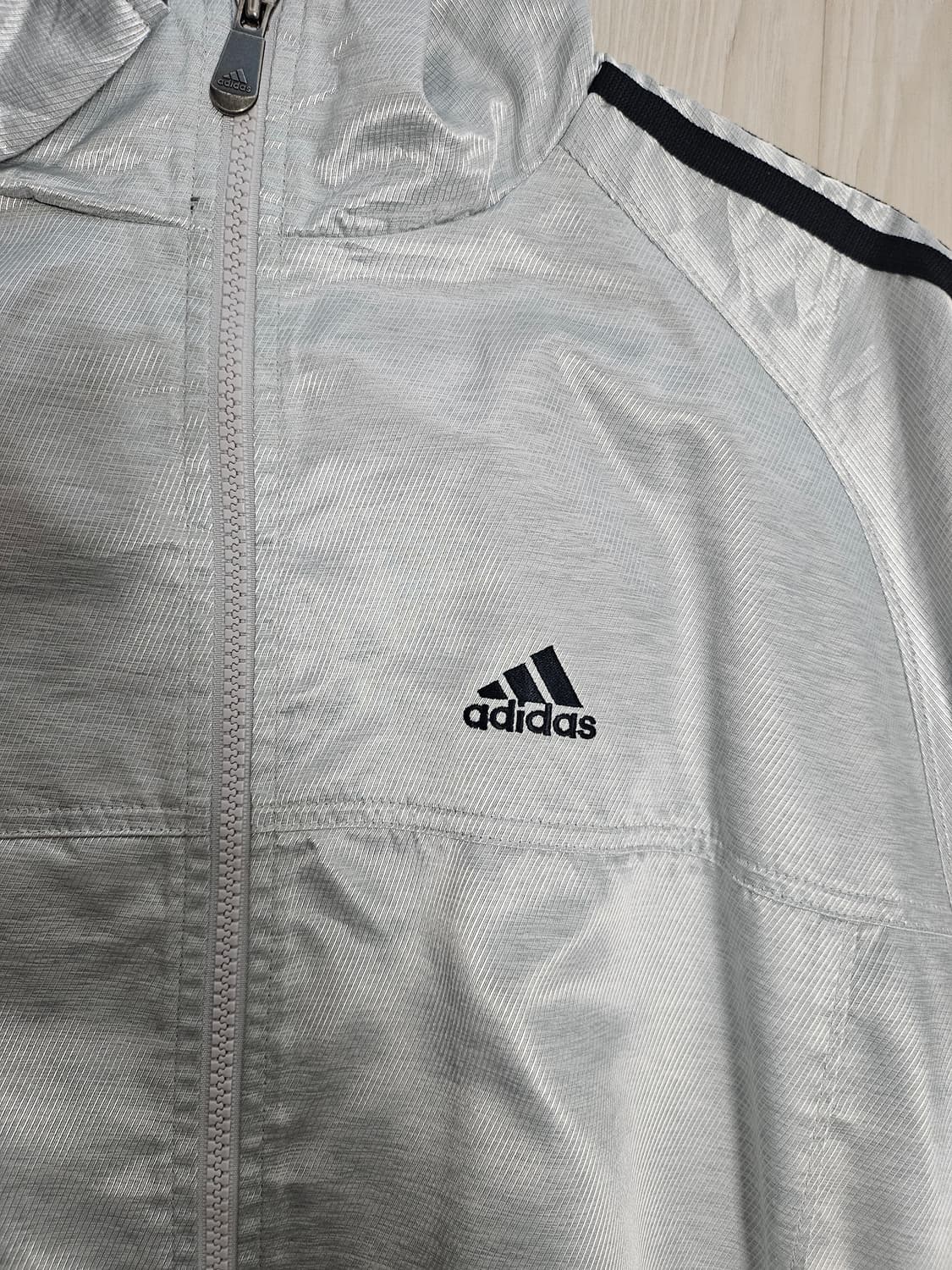 아디다스 실버 바람막이 상품이미지2