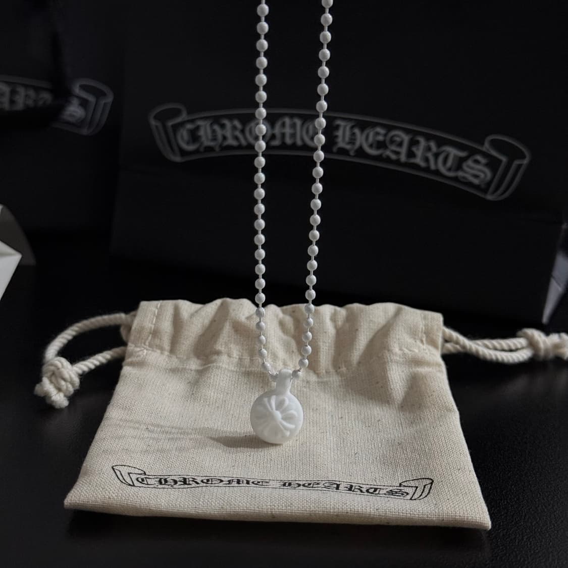 크롬하츠 실리크롬 실리콘 크로스볼 목걸이 상품이미지3